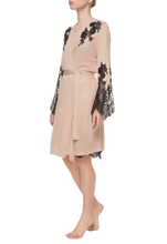 Короткий халат Suavite lace-short-robe-slp88-19-b-jacqueline-w
