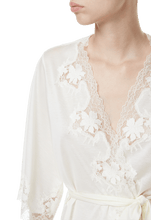 Короткий халат Suavite short-robe-slp414-w-theresa
