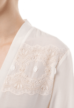Короткий халат Suavite lace-short-robe-slp96-19-mw-lea-w