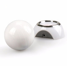 Smart LED ball, remotely controlled by a smartphone or tablet