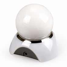 Smart LED ball, remotely controlled by a smartphone or tablet