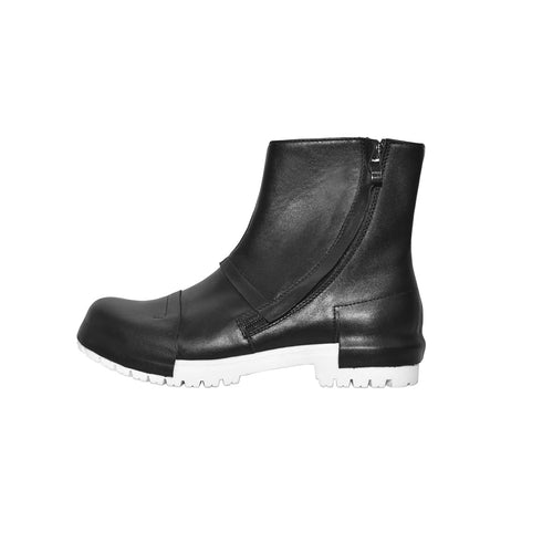 BOOTS ROBIN M BW